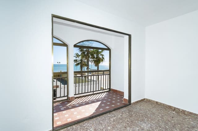 4 Zimmer Apartment zu verkaufen in San Luis de Sabinillas, Manilva - 299.000 € (Ref: 9679582)