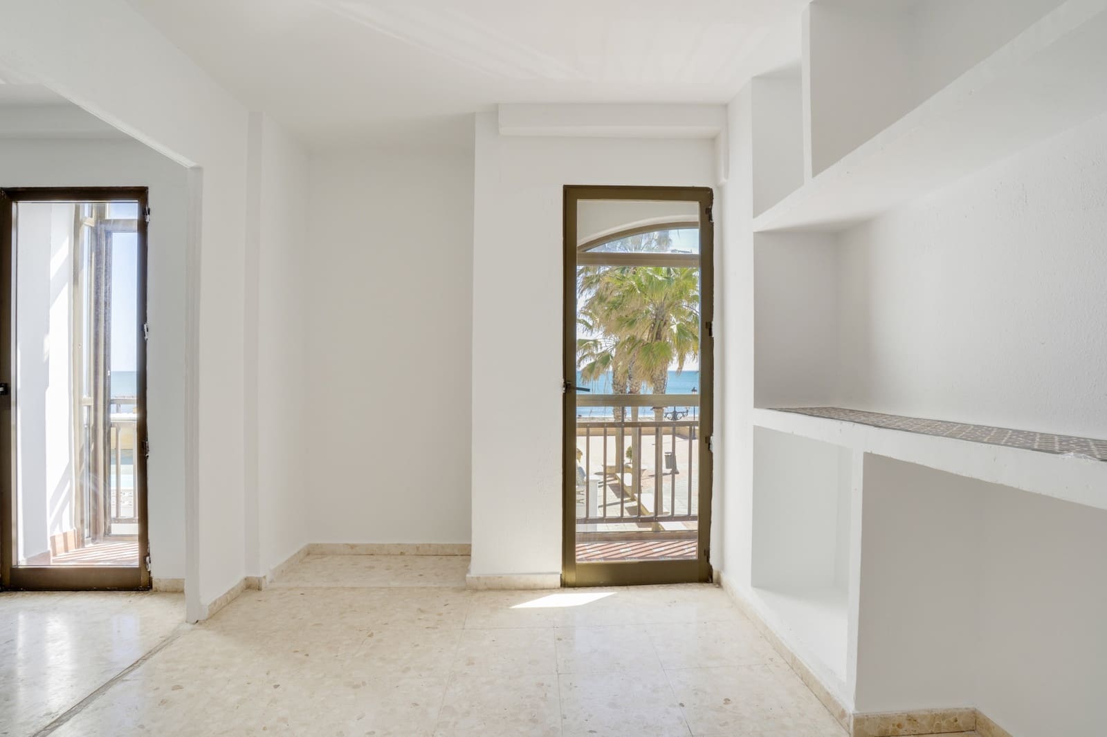 4 Zimmer Apartment zu verkaufen in San Luis de Sabinillas - 299.000 € (Ref: 9679582)