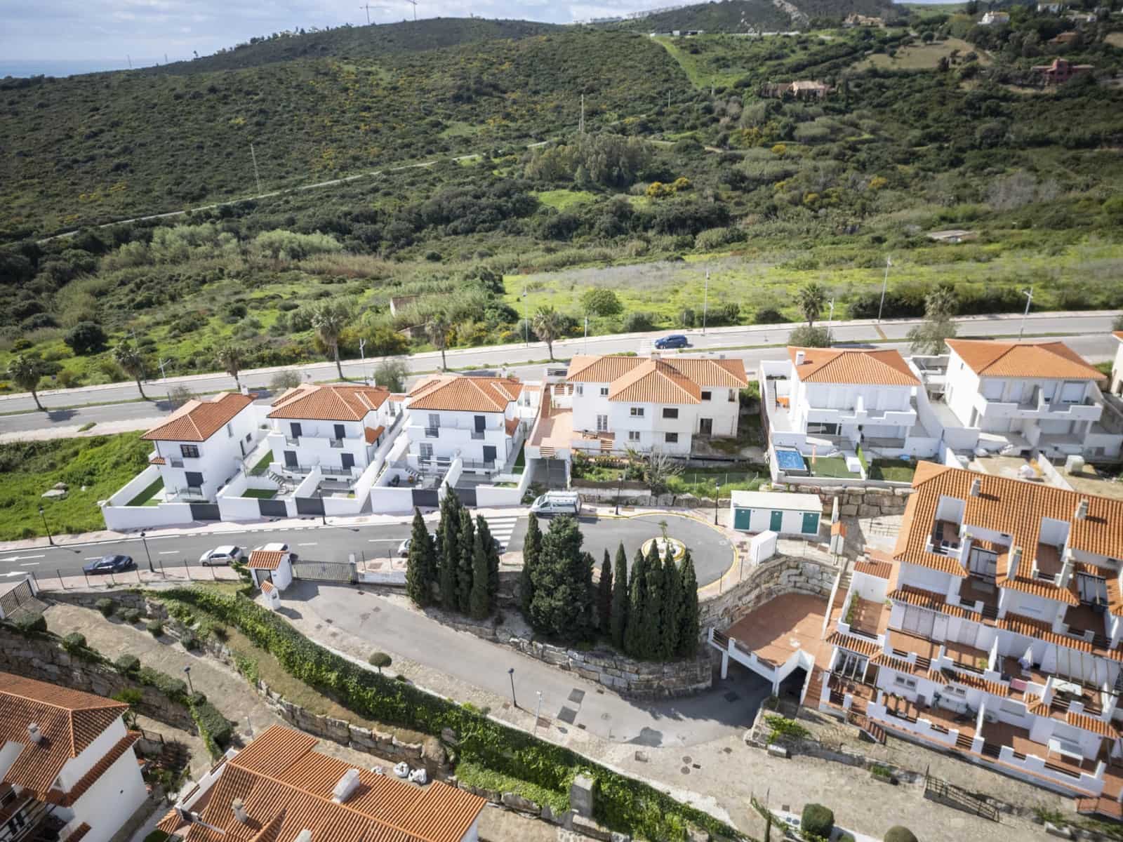 4 quarto Moradia Geminada para venda em La Duquesa / Puerto de la Duquesa com garagem - 395 000 € (Ref: 9686195)