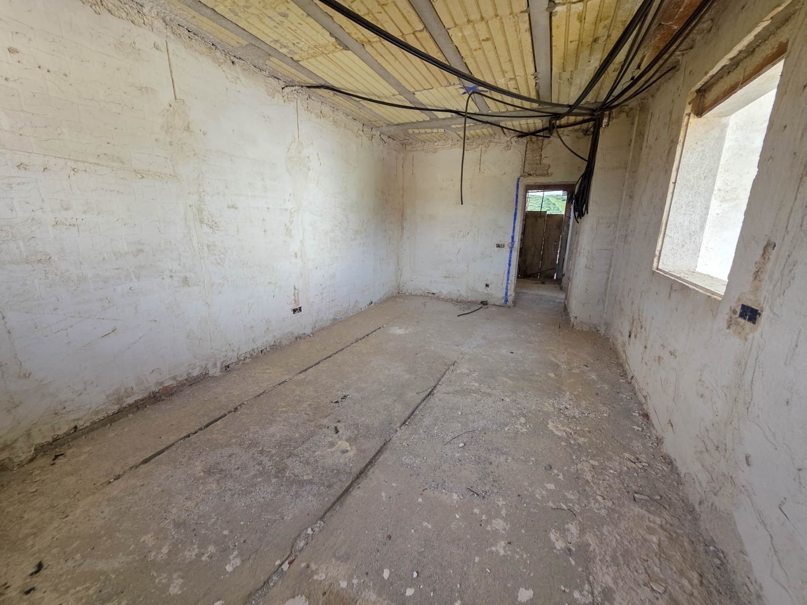 4 quarto Moradia Geminada para venda em La Duquesa / Puerto de la Duquesa com garagem - 395 000 € (Ref: 9686195)