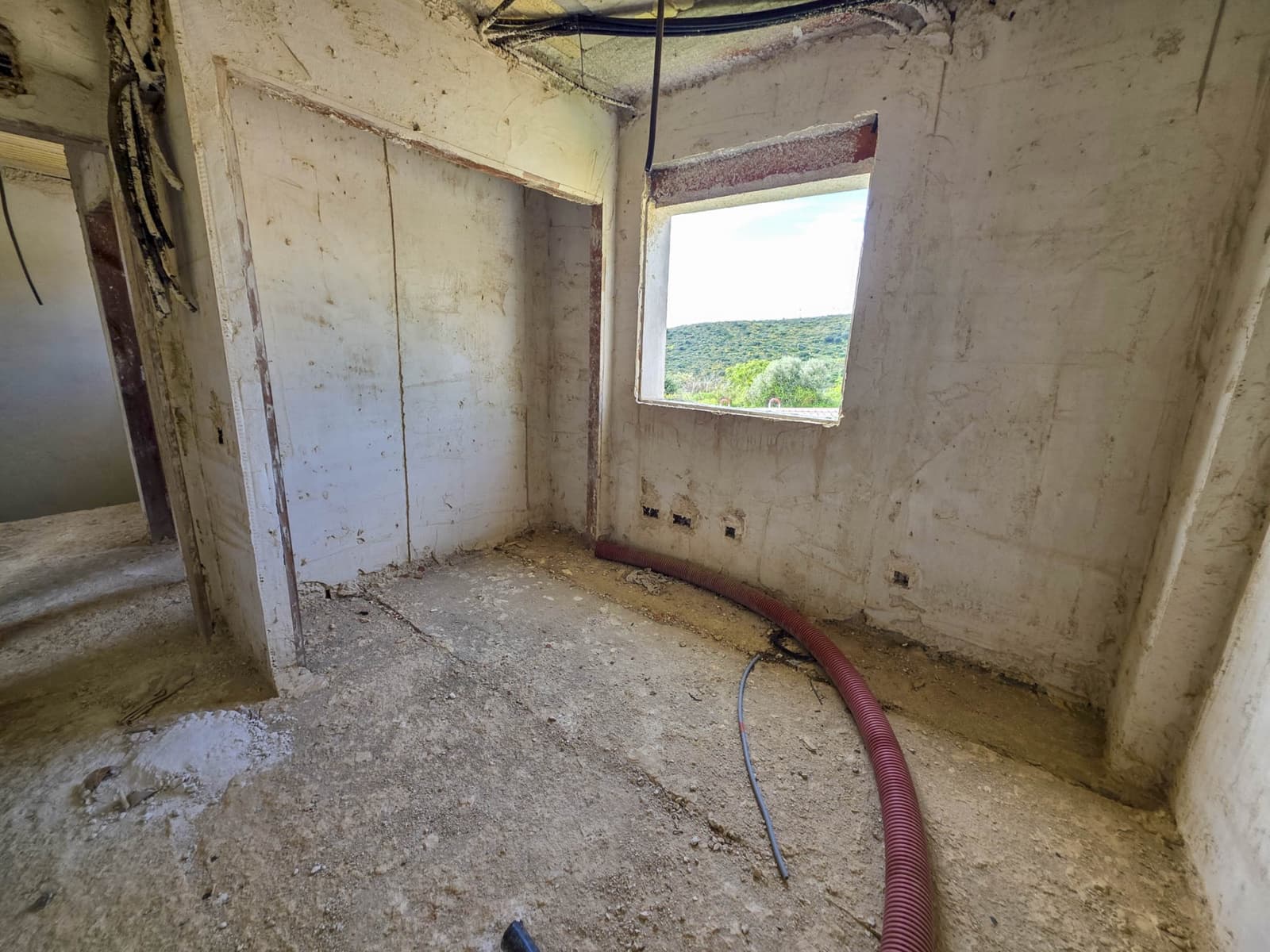 4 quarto Moradia Geminada para venda em La Duquesa / Puerto de la Duquesa com garagem - 395 000 € (Ref: 9686195)