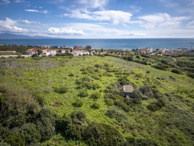 Bauplatz zu verkaufen in La Duquesa / Puerto de la Duquesa, Manilva - 1.994.000 € (Ref: 9686196)