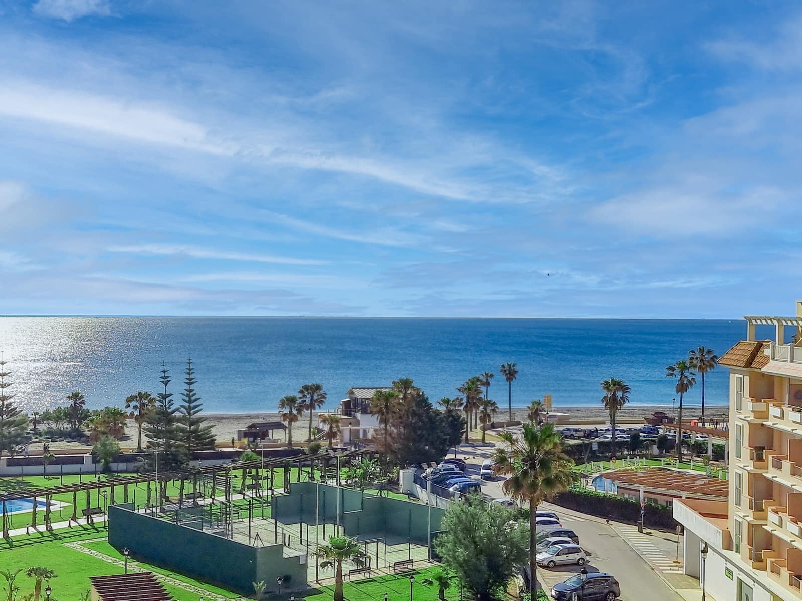 1 chambre Penthouse à vendre à San Luis de Sabinillas avec piscine garage - 325 000 € (Ref: 9721413)
