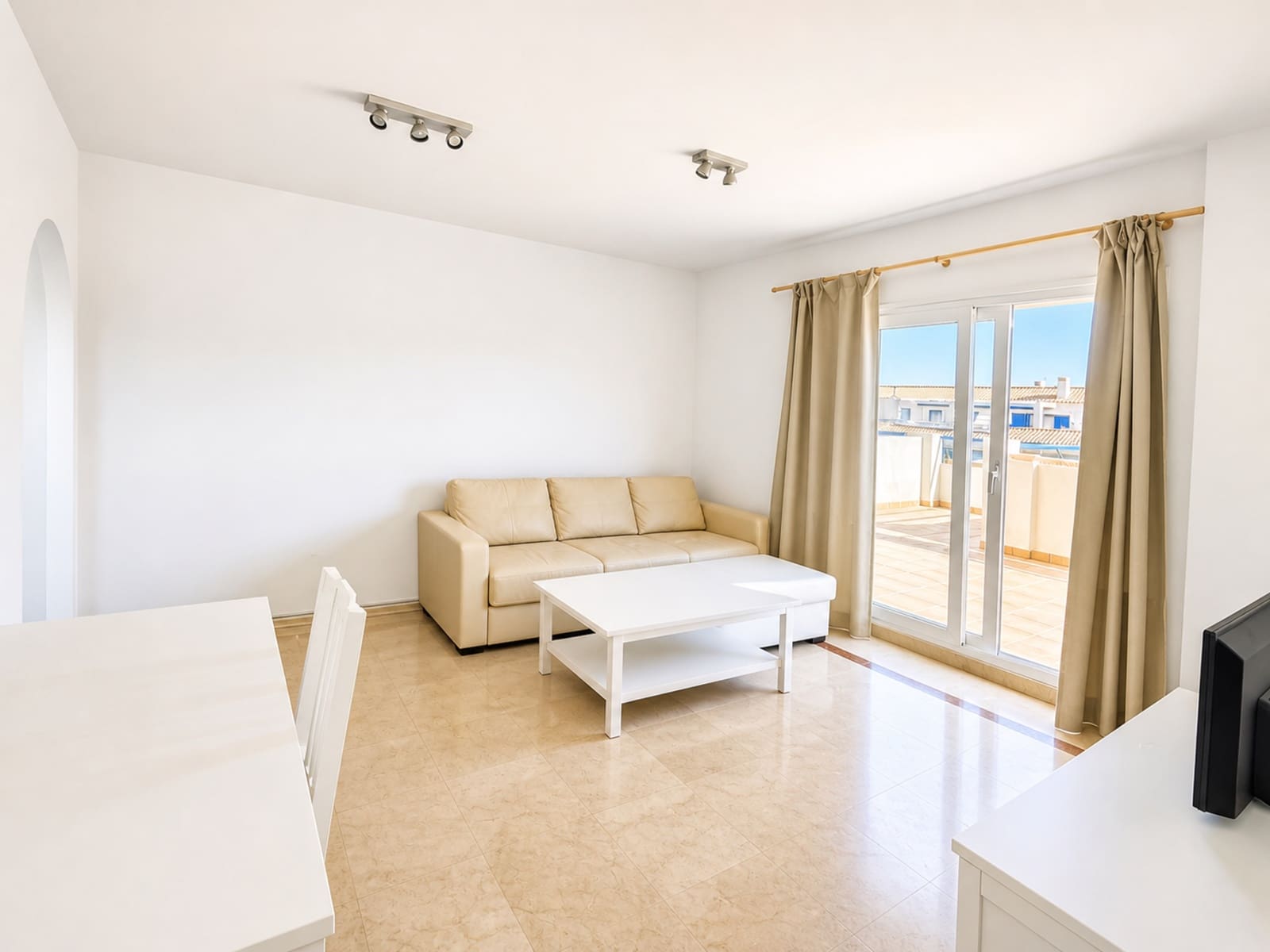 1 chambre Penthouse à vendre à San Luis de Sabinillas avec piscine garage - 325 000 € (Ref: 9721413)
