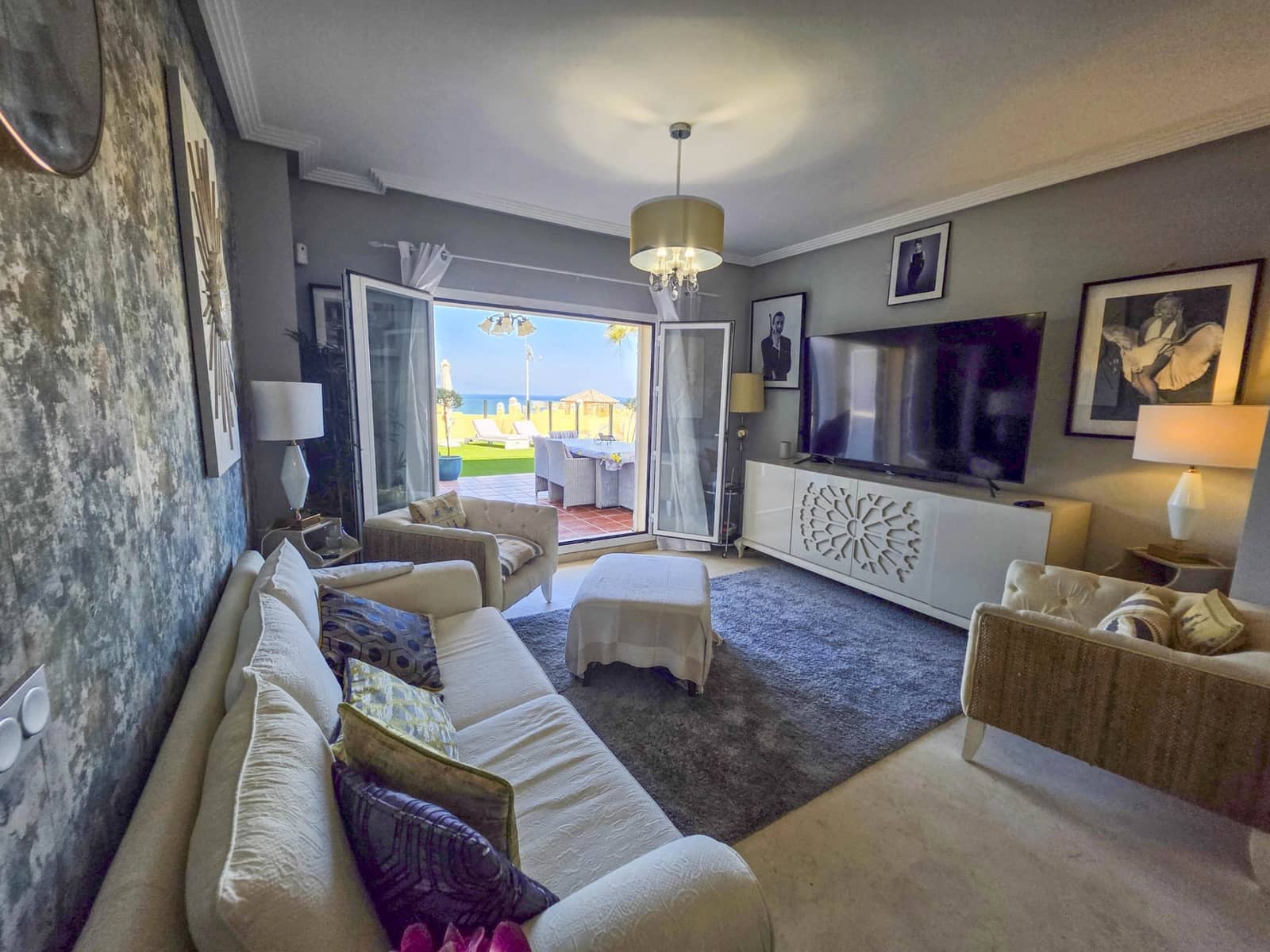 3 bedroom Apartment for sale in La Duquesa / Puerto de la Duquesa with pool garage - € 375,000 (Ref: 9726436)