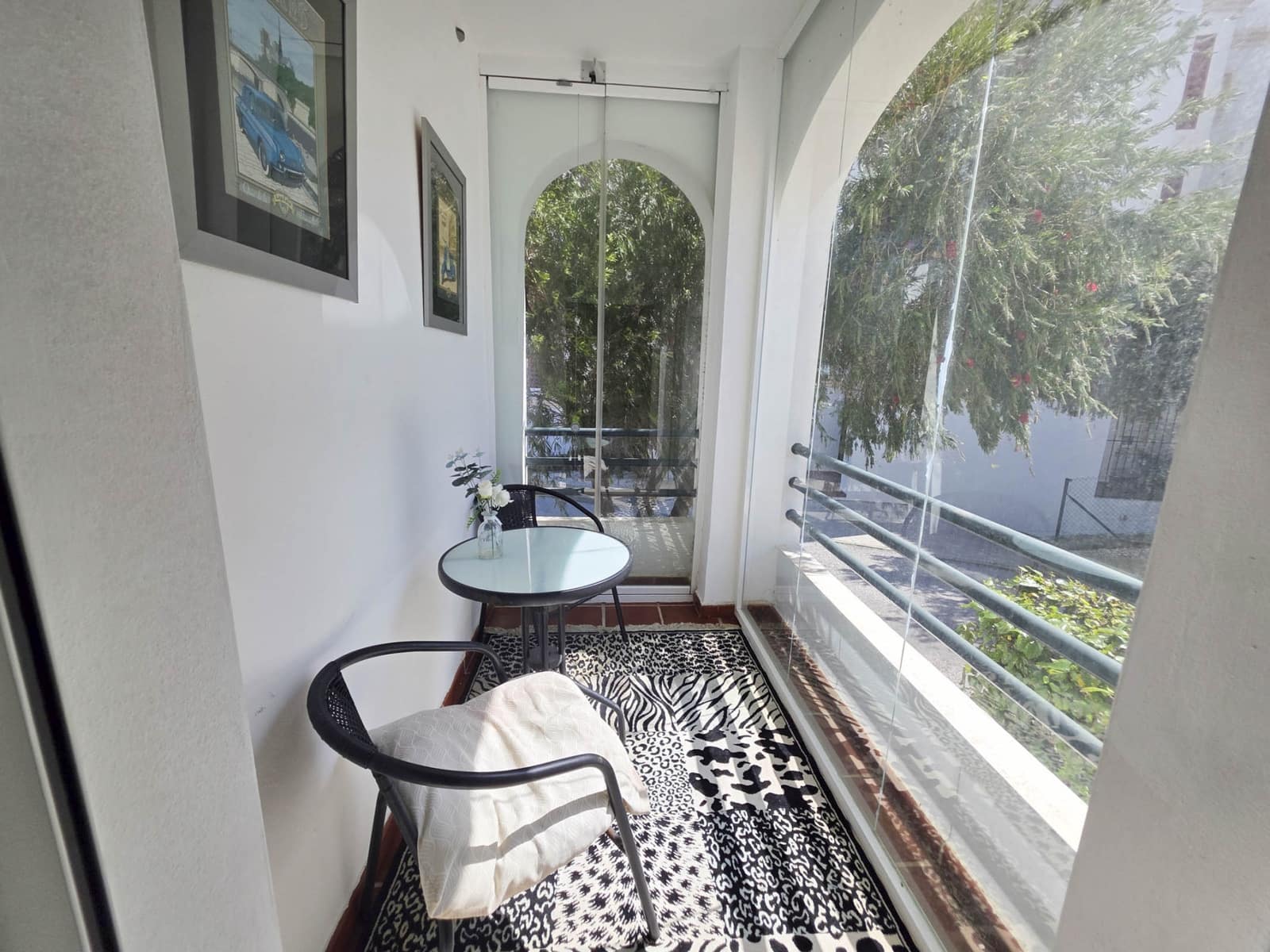 3 bedroom Apartment for sale in La Duquesa / Puerto de la Duquesa with pool garage - € 375,000 (Ref: 9726436)