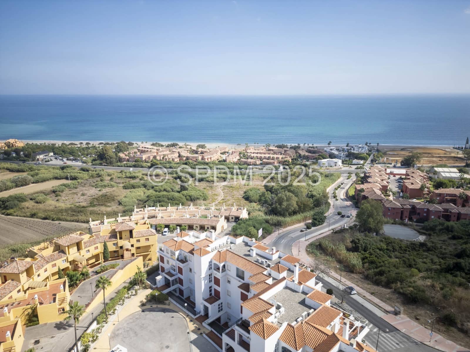 3 bedroom Apartment for sale in La Duquesa / Puerto de la Duquesa with pool garage - € 375,000 (Ref: 9726436)