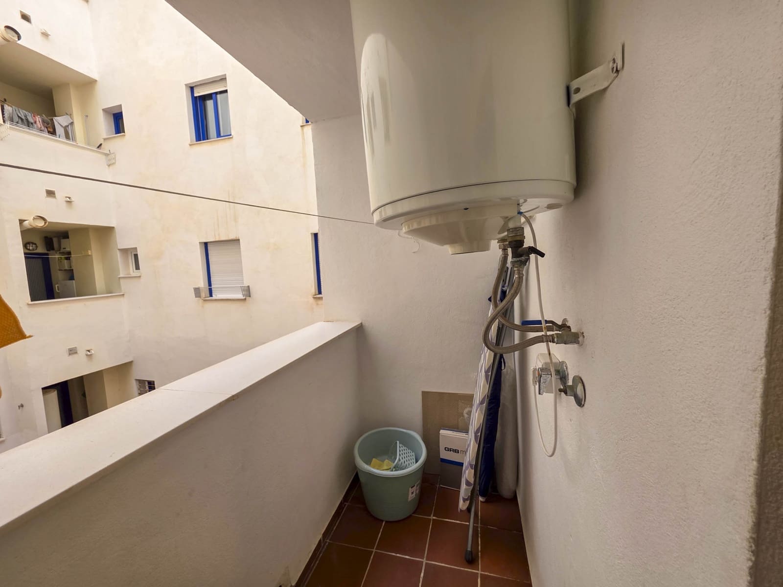 2 bedroom Apartment for sale in San Luis de Sabinillas with pool garage - € 360,000 (Ref: 9731888)