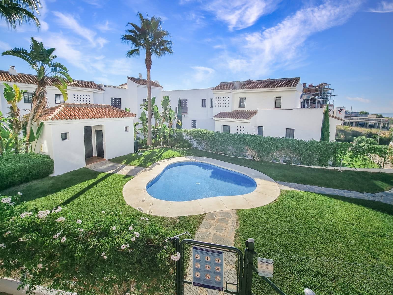 2 bedroom Apartment for sale in Casares with pool garage - € 295,000 (Ref: 9747743)