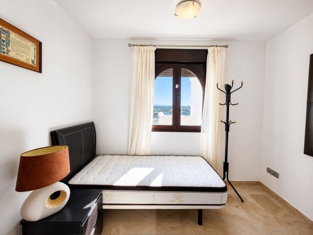 2 chambre Appartement à vendre à Doña Julia Golf, Casares avec piscine garage - 295 000 € (Ref: 9747743)