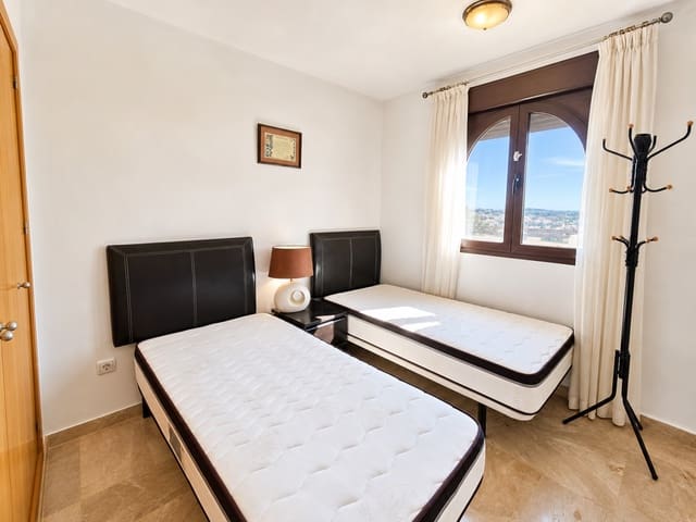 2 chambre Appartement à vendre à Doña Julia Golf, Casares avec piscine garage - 295 000 € (Ref: 9747743)