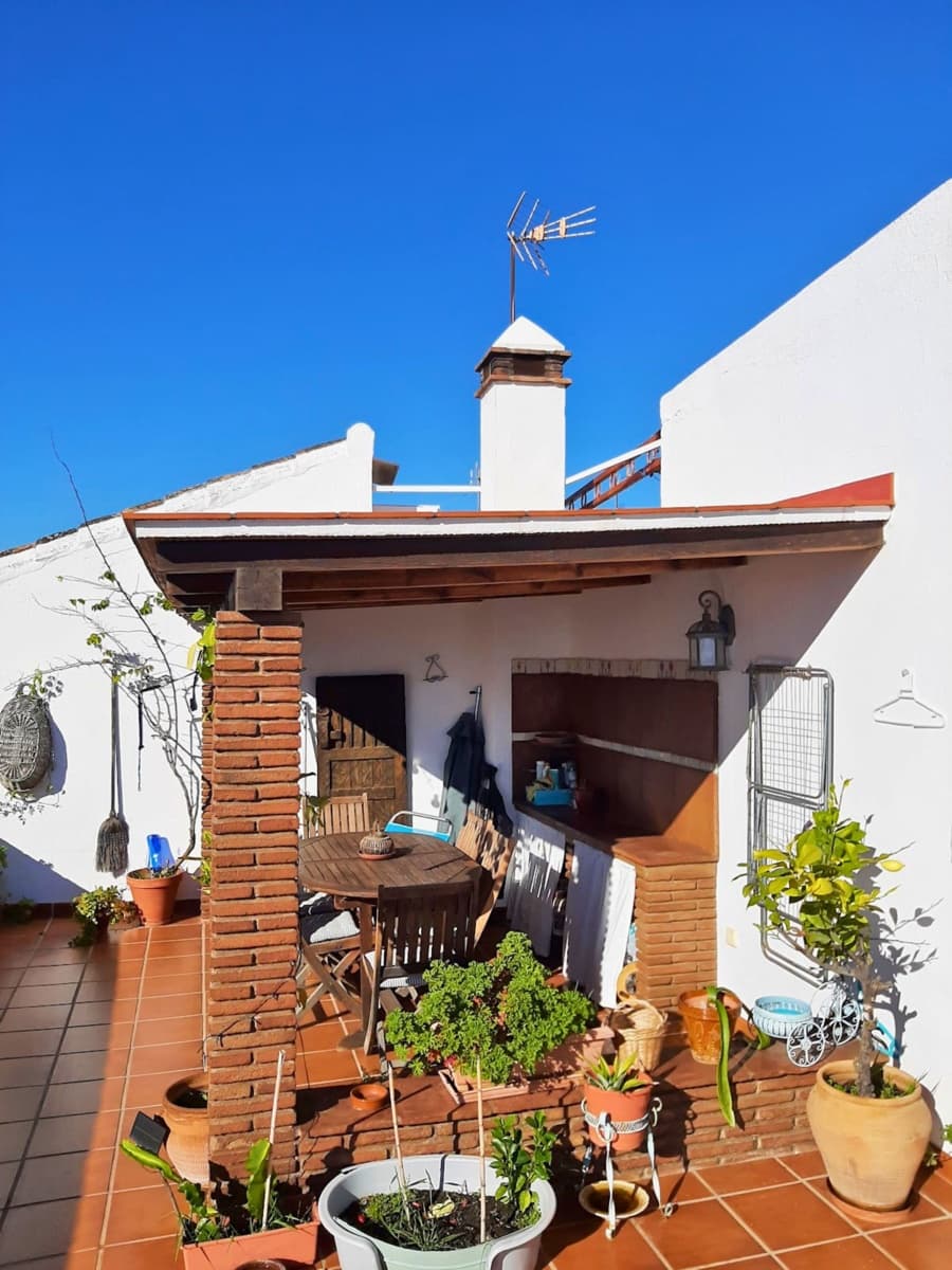Casa de 2 habitaciones en Estepona en venta con garaje - 570.000 € (Ref: 9758724)