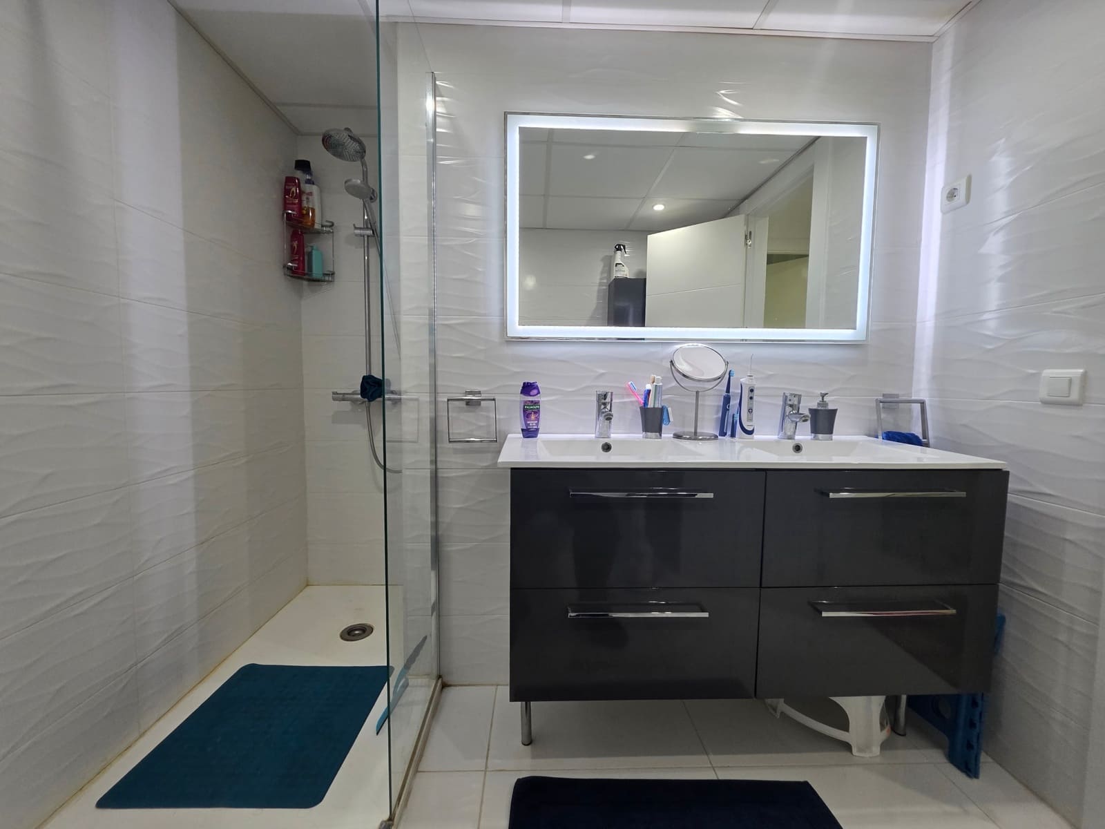 3 soverom Leilighet til salgs i La Duquesa / Puerto de la Duquesa - € 370 000 (Ref: 9758725)