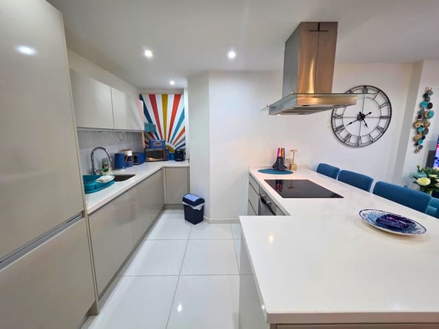 3 soverom Leilighet til salgs i La Duquesa / Puerto de la Duquesa, Manilva - € 370 000 (Ref: 9758725)