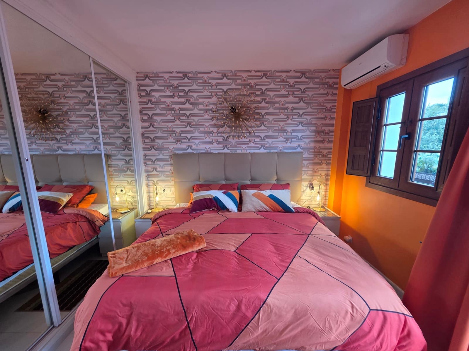 3 bedroom Apartment for sale in La Duquesa / Puerto de la Duquesa - € 350,000 (Ref: 9758725)