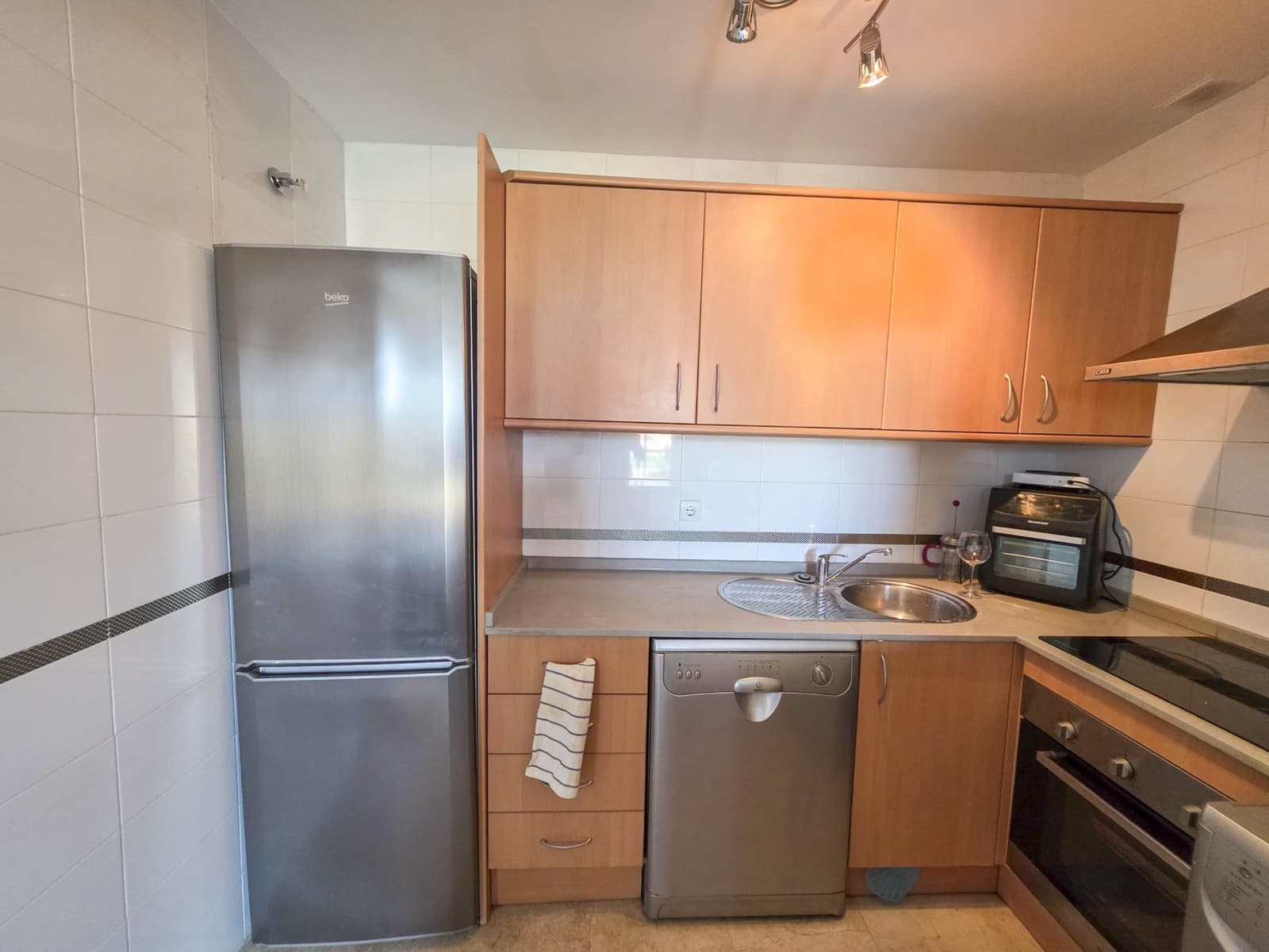 3 slaapkamer Penthouse te koop in La Duquesa / Puerto de la Duquesa met zwembad garage - € 325.000 (Ref: 9772839)