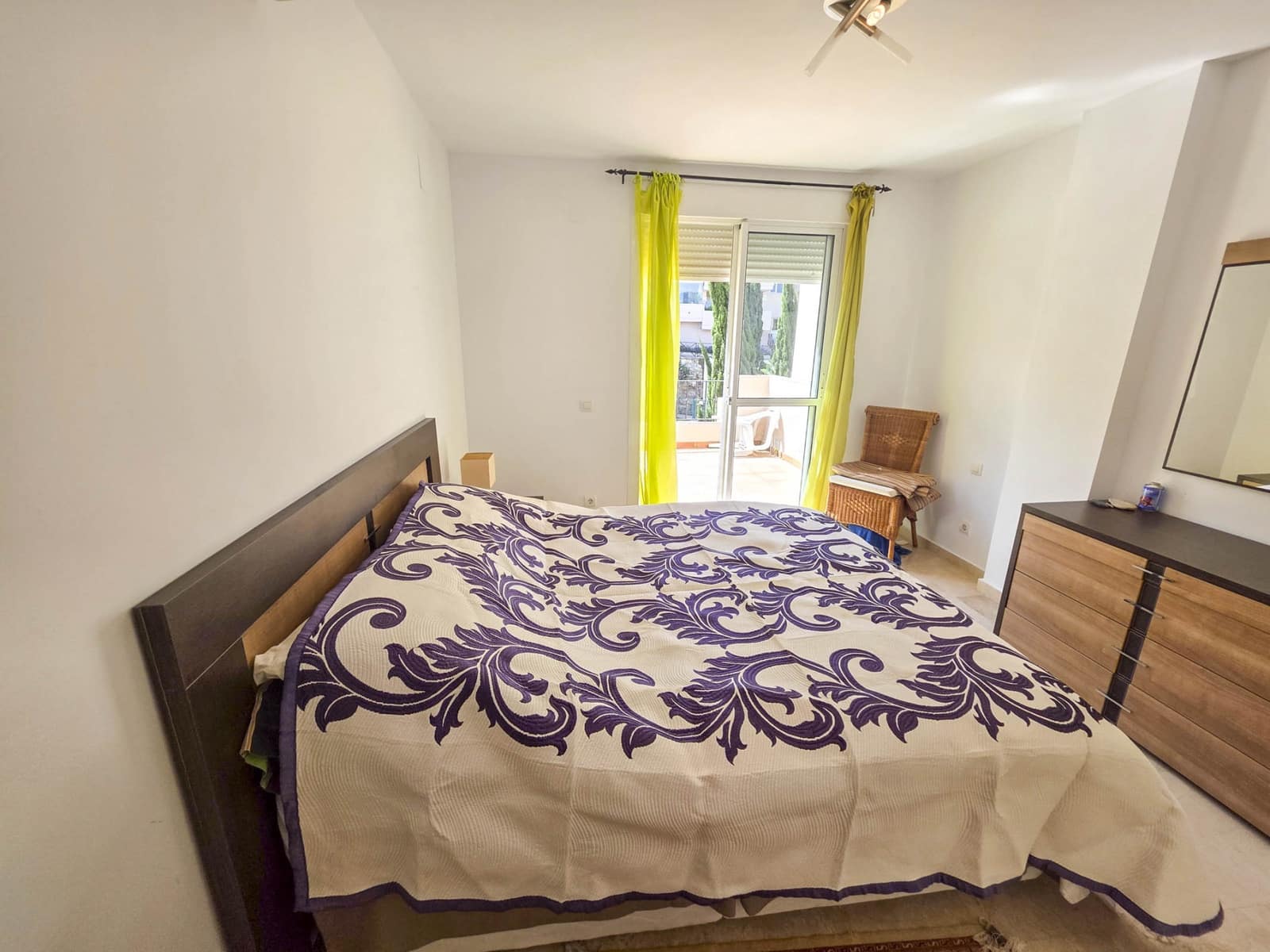 3 slaapkamer Penthouse te koop in La Duquesa / Puerto de la Duquesa met zwembad garage - € 325.000 (Ref: 9772839)