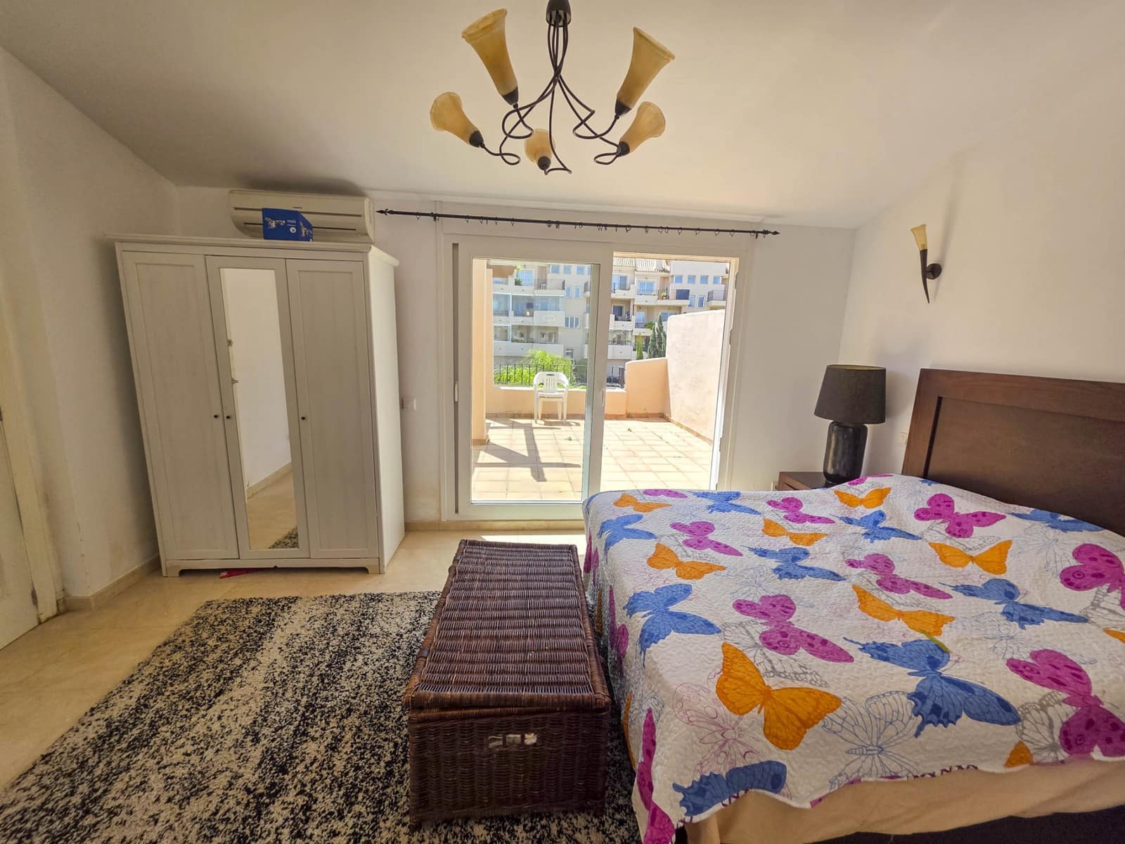 3 slaapkamer Penthouse te koop in La Duquesa / Puerto de la Duquesa met zwembad garage - € 325.000 (Ref: 9772839)