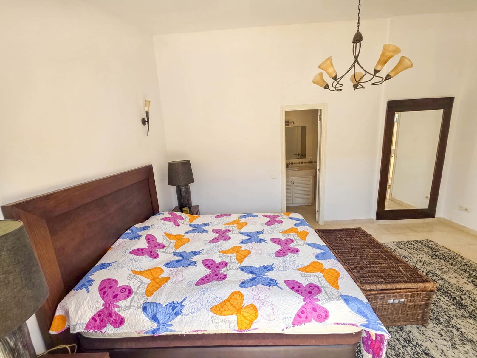 3 slaapkamer Penthouse te koop in La Duquesa / Puerto de la Duquesa met zwembad garage - € 325.000 (Ref: 9772839)