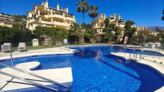 3 soveværelse Lejlighed til salg i Casares Golf - Casares del Sol, Casares med swimmingpool garage - € 450.000 (Ref: 9777849)