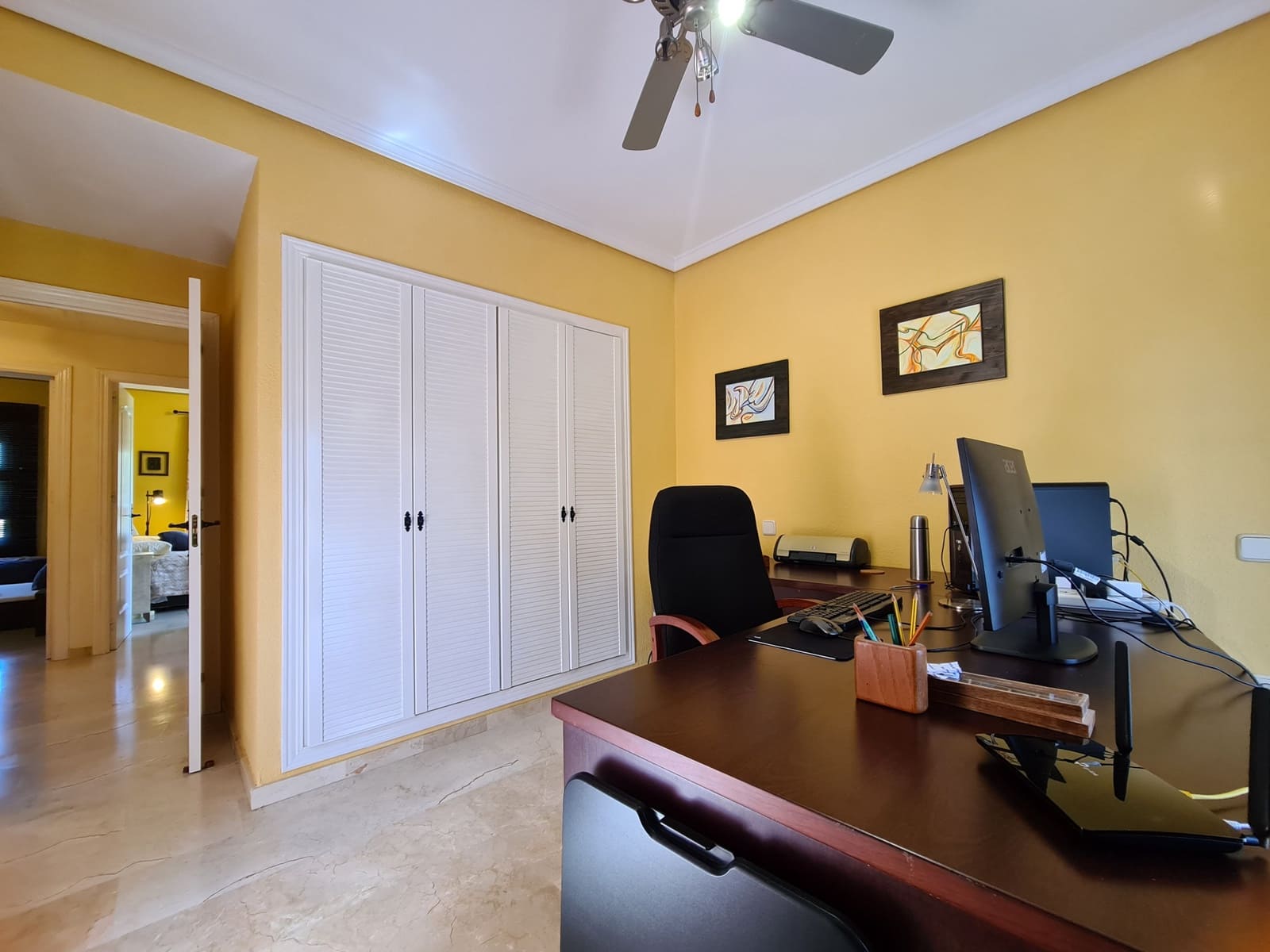 3 bedroom Semi-detached Villa for sale in La Duquesa / Puerto de la Duquesa with pool garage - € 369,000 (Ref: 9790848)