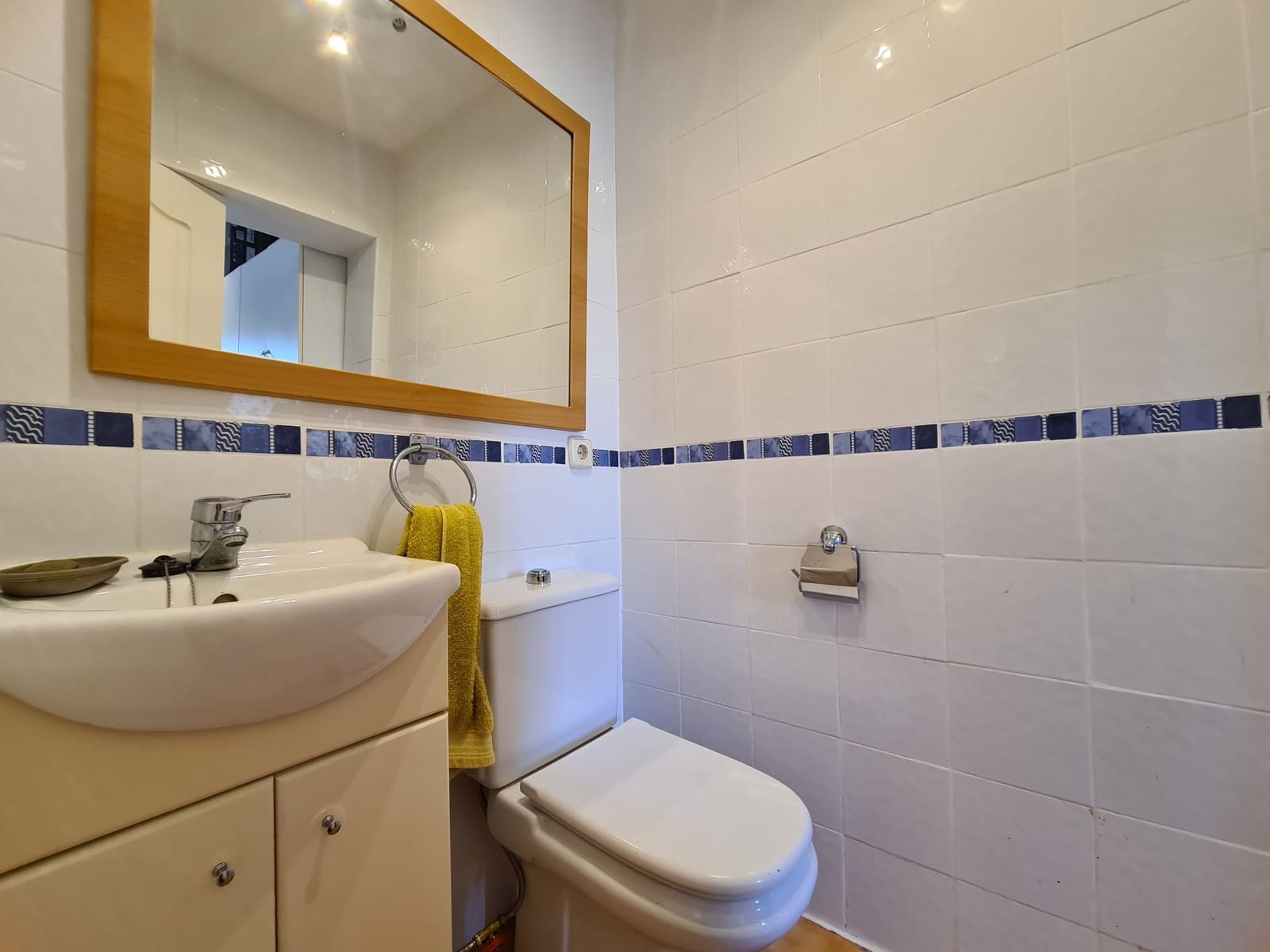 3 bedroom Semi-detached Villa for sale in La Duquesa / Puerto de la Duquesa with pool garage - € 369,000 (Ref: 9790848)