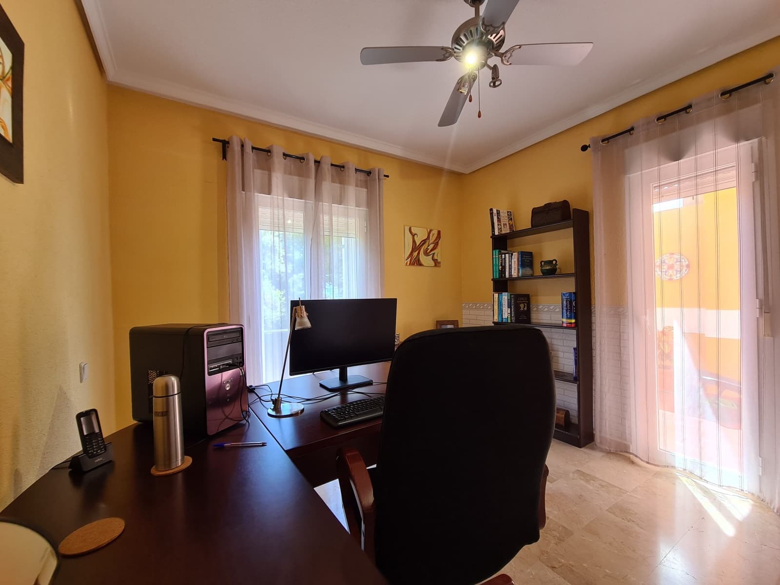 3 bedroom Semi-detached Villa for sale in La Duquesa / Puerto de la Duquesa with pool garage - € 369,000 (Ref: 9790848)