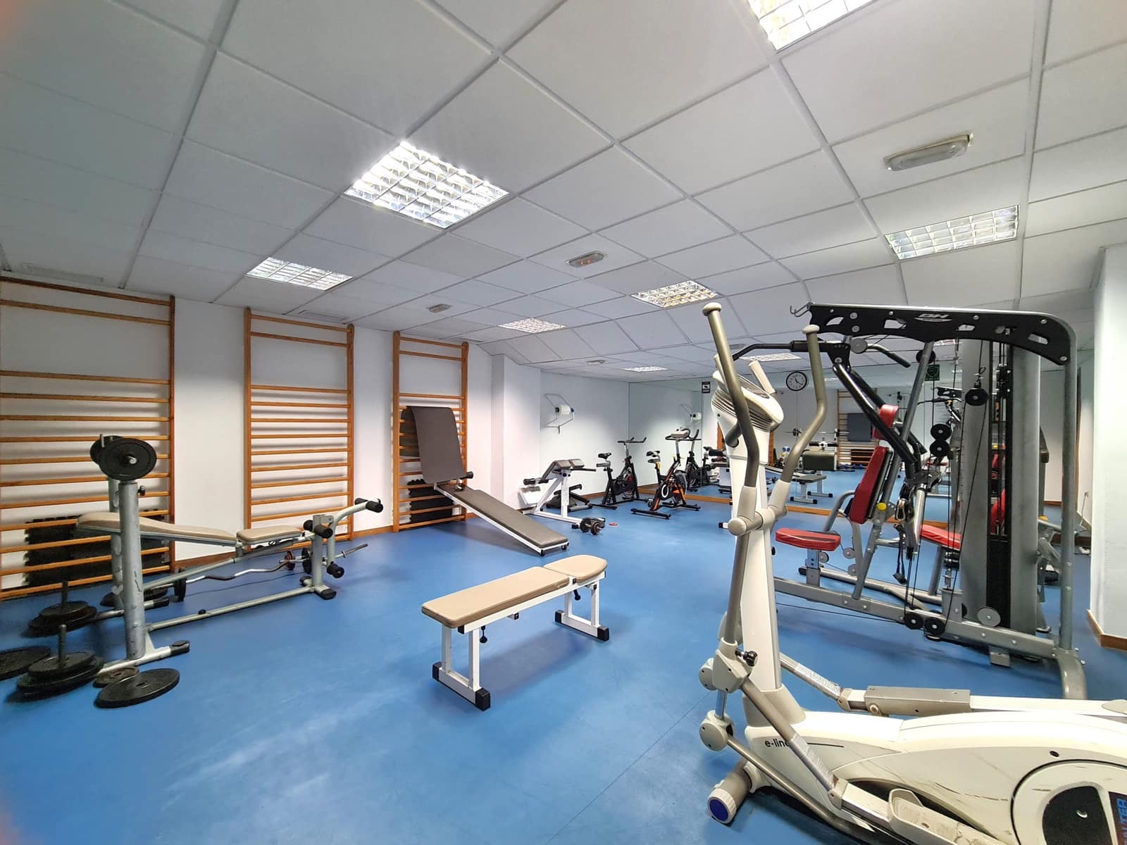 1 soveværelse Lejlighed til salg i Estepona med swimmingpool garage - € 363.500 (Ref: 9794375)