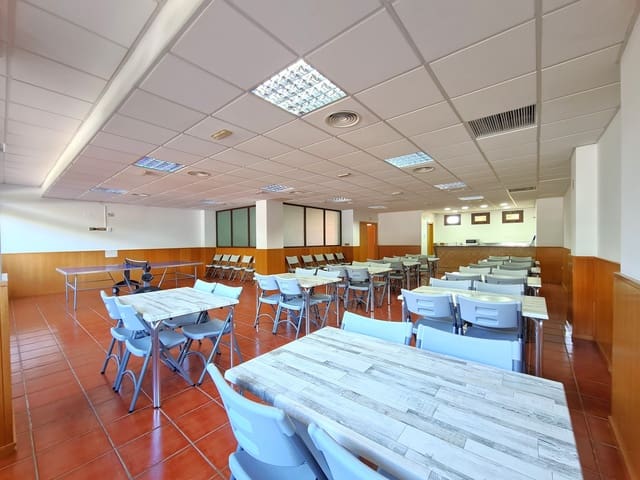 1 soveværelse Lejlighed til salg i Estepona med swimmingpool garage - € 363.500 (Ref: 9794375)