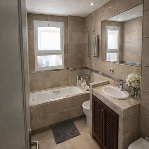 3 soverom Leilighet til salgs i San Roque med svømmebasseng garasje - € 495 000 (Ref: 9794376)