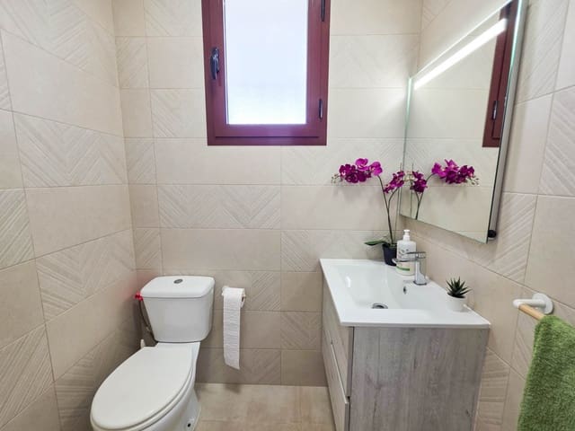 2 chambre Villa/Maison Semi-Mitoyenne à vendre à Casares avec piscine garage - 479 000 € (Ref: 9799050)