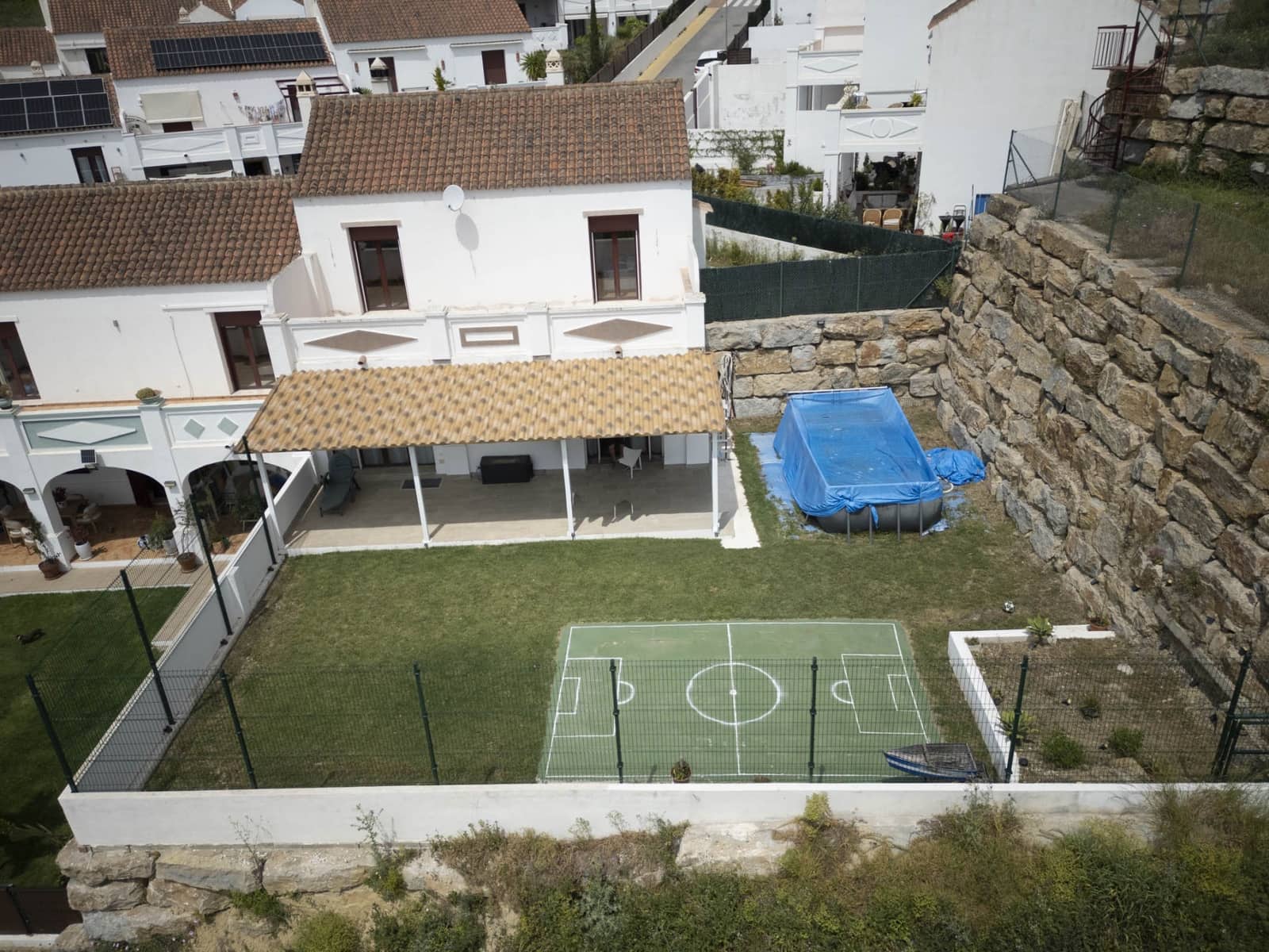 2 chambre Villa/Maison Semi-Mitoyenne à vendre à Casares avec piscine garage - 479 000 € (Ref: 9799050)