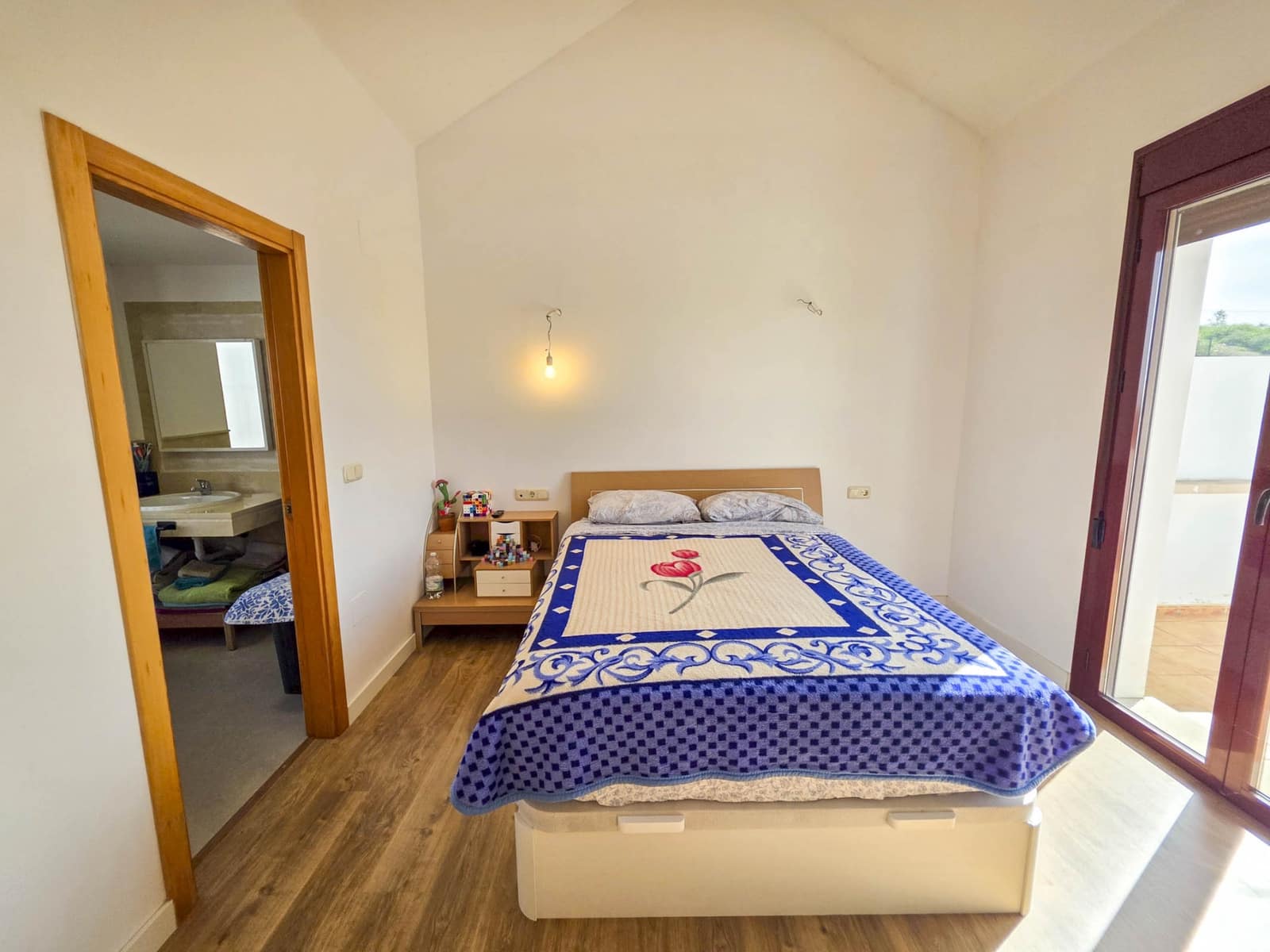 2 chambre Villa/Maison Semi-Mitoyenne à vendre à Casares avec piscine garage - 479 000 € (Ref: 9799050)