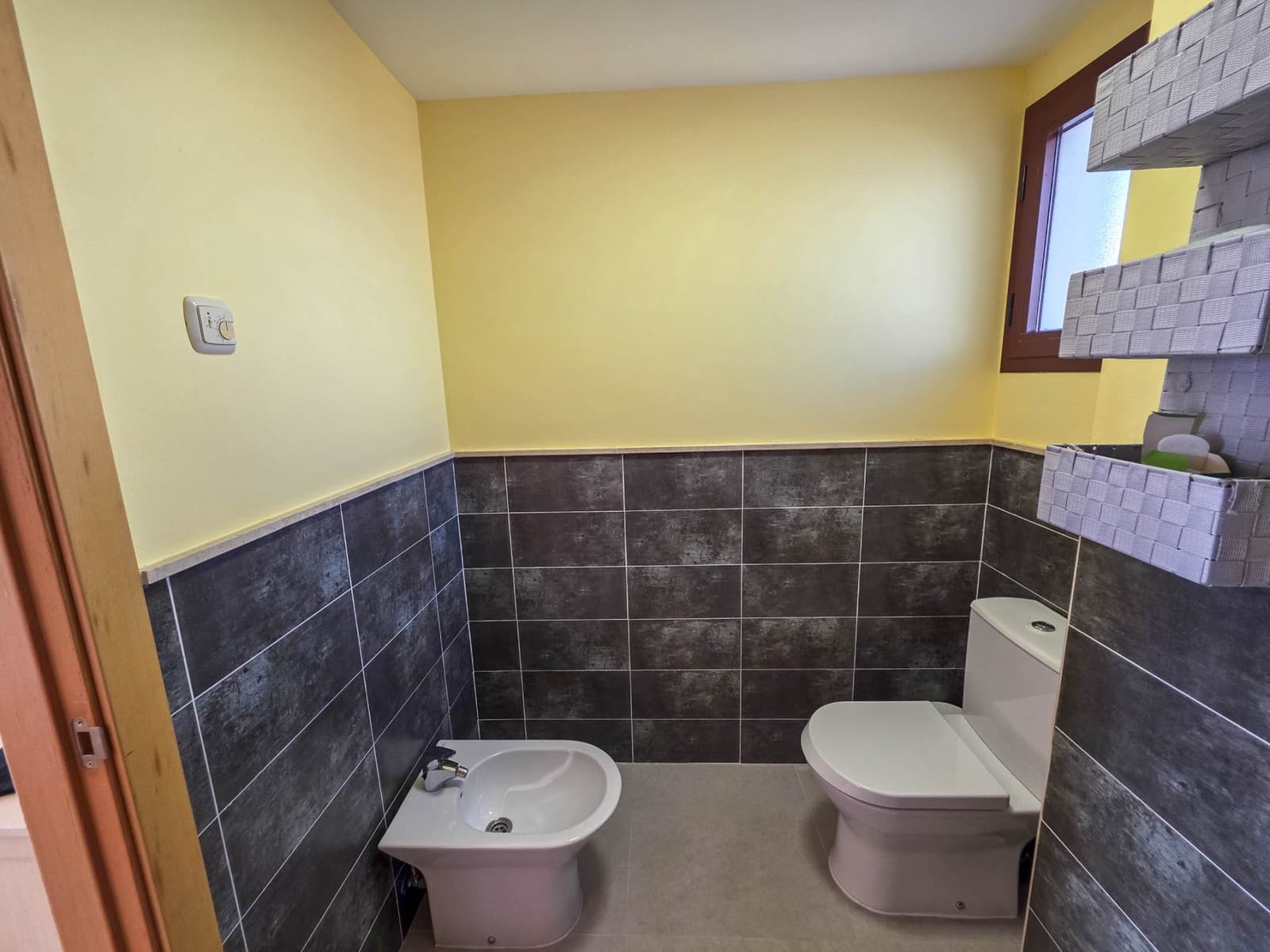2 bedroom Semi-detached Villa for sale in Casares with pool garage - € 479,000 (Ref: 9799050)