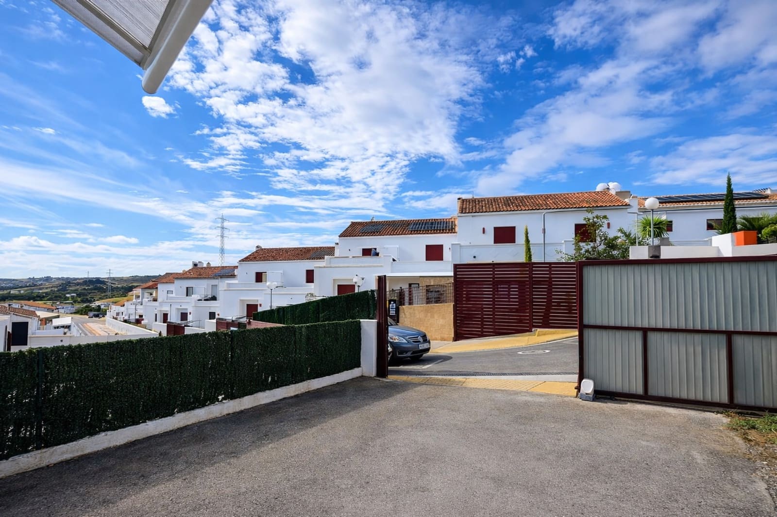 2 bedroom Semi-detached Villa for sale in Casares with pool garage - € 479,000 (Ref: 9799050)