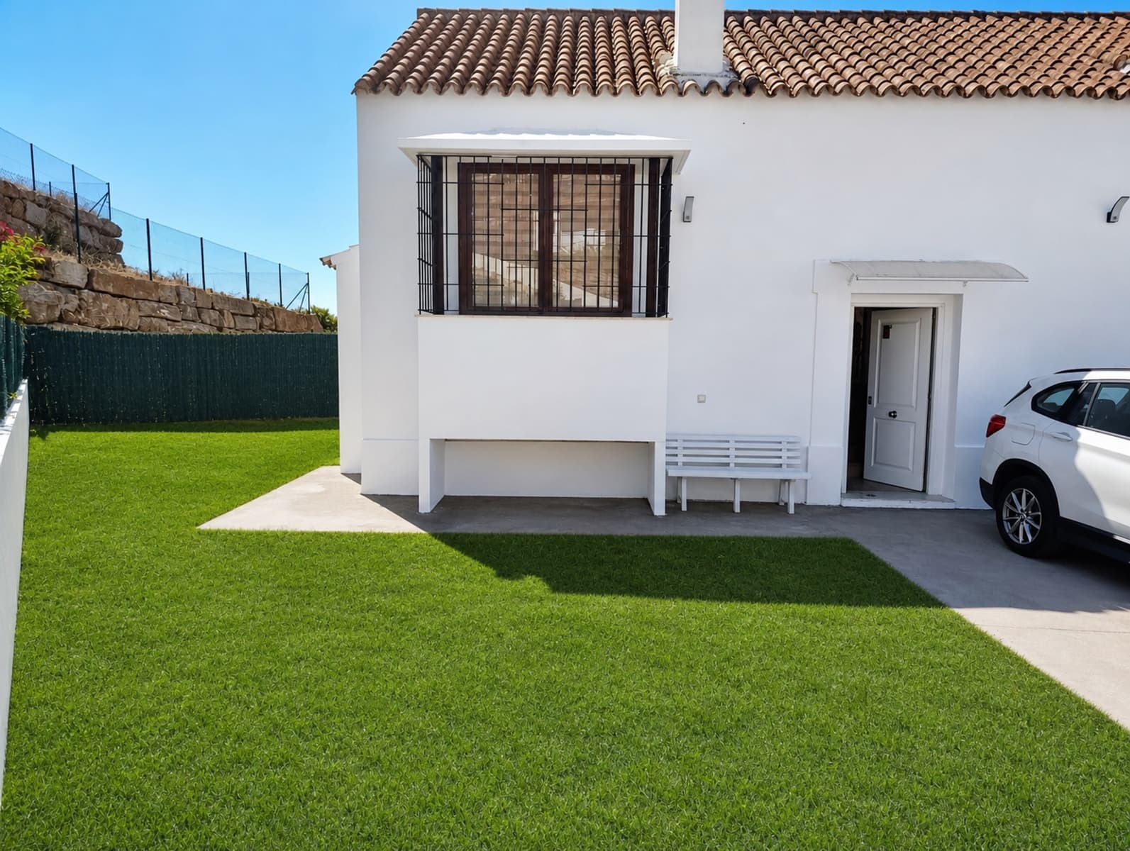 2 bedroom Semi-detached Villa for sale in Casares with pool garage - € 479,000 (Ref: 9799050)