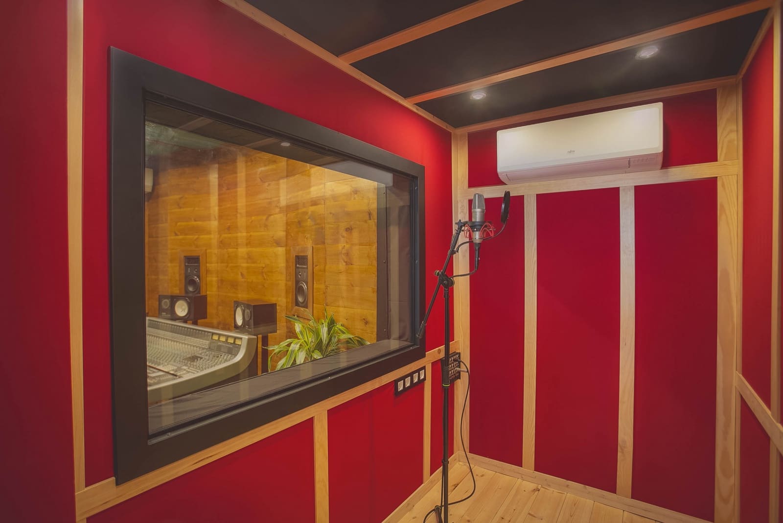 3 soveværelse Semi-Rækkehus til salg i La Duquesa / Puerto de la Duquesa - € 399.000 (Ref: 9806299)