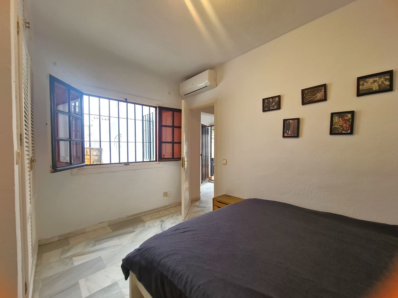 3 soveværelse Semi-Rækkehus til salg i La Duquesa / Puerto de la Duquesa - € 399.000 (Ref: 9806299)