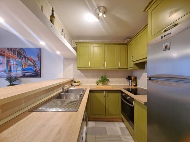 3 soveværelse Semi-Rækkehus til salg i La Duquesa / Puerto de la Duquesa, Manilva - € 399.000 (Ref: 9806299)