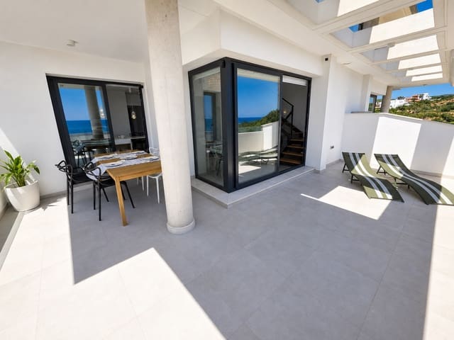 3 soveværelse Penthouse til salg i La Alcaidesa med swimmingpool garage - € 499.000 (Ref: 9820260)