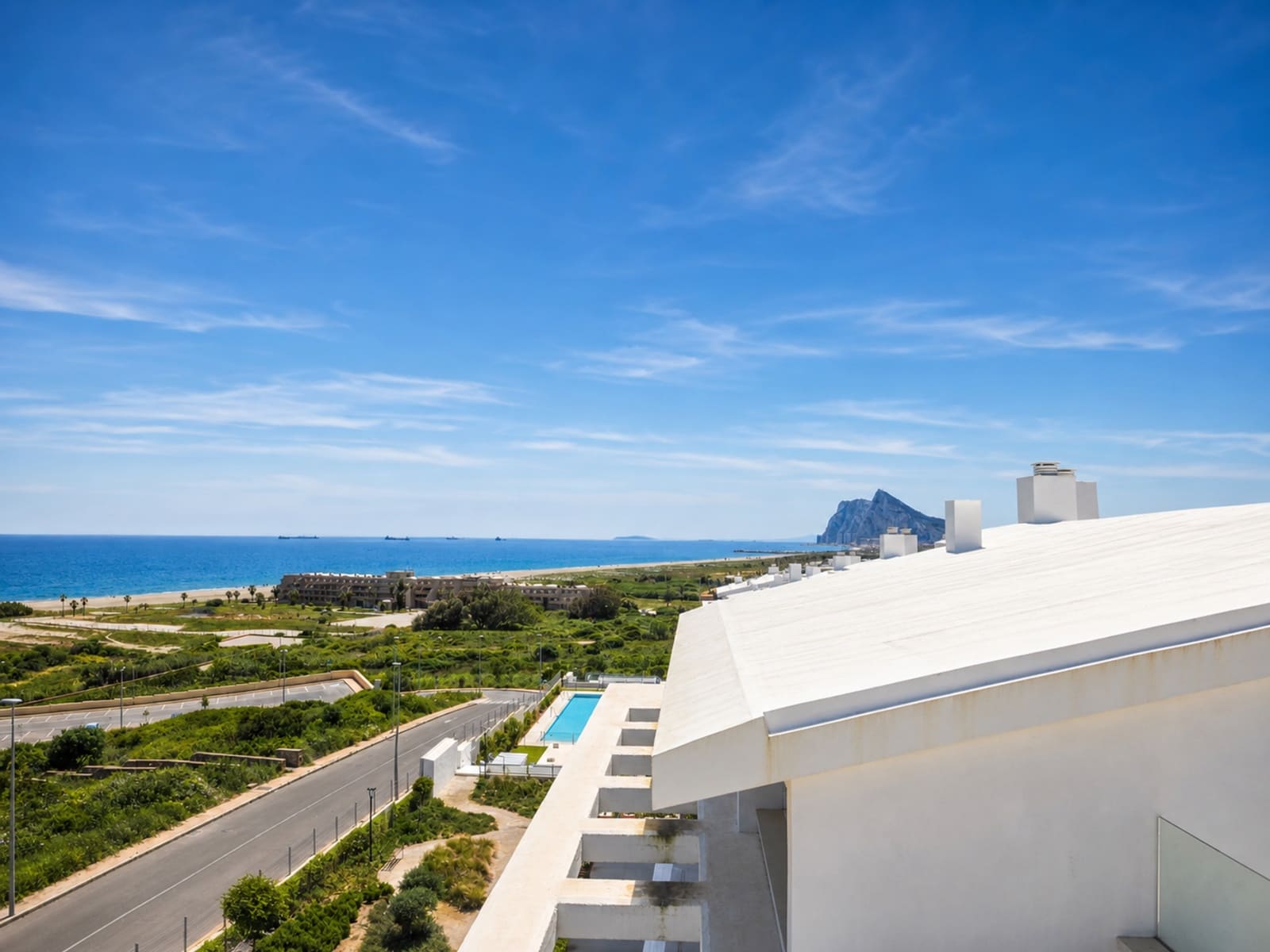 3 soveværelse Penthouse til salg i La Alcaidesa med swimmingpool garage - € 499.000 (Ref: 9820260)