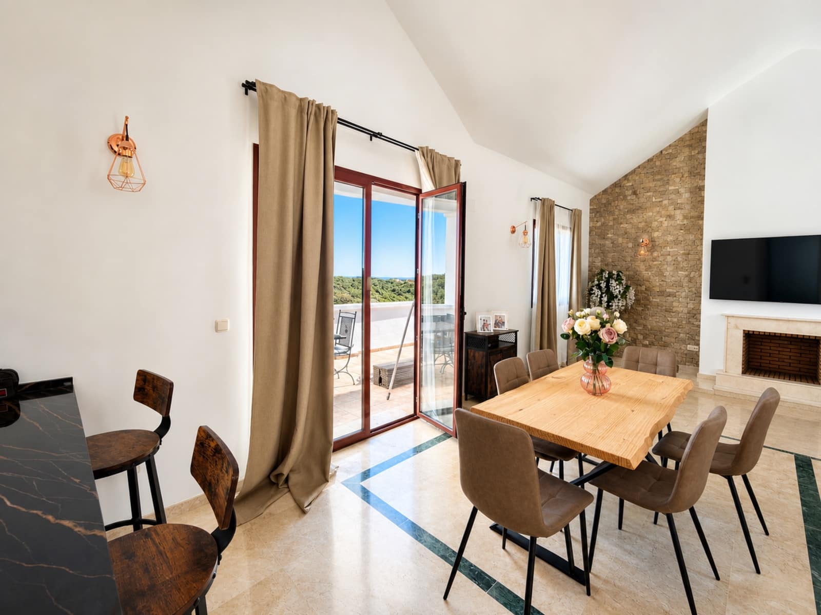2 quarto Casa em Banda para venda em Casares com garagem - 470 000 € (Ref: 9824803)