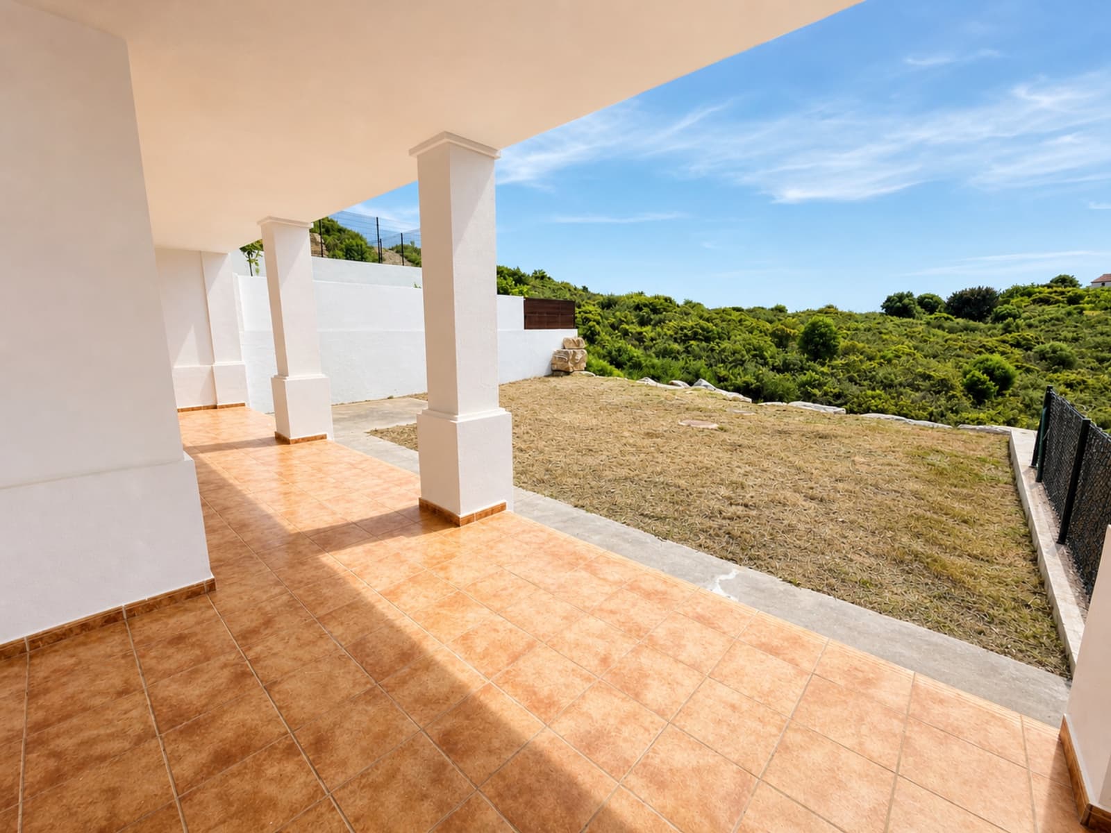 2 quarto Casa em Banda para venda em Casares com garagem - 470 000 € (Ref: 9824803)