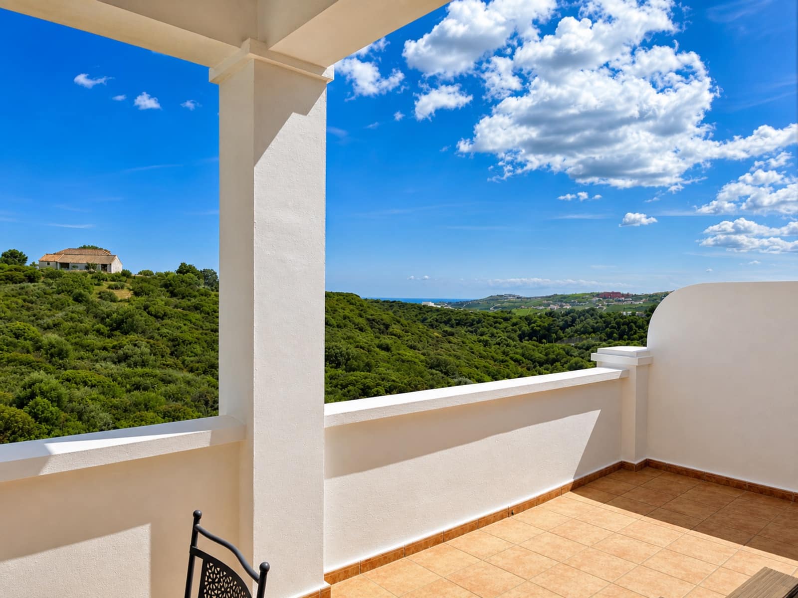 2 quarto Casa em Banda para venda em Casares com garagem - 470 000 € (Ref: 9824803)