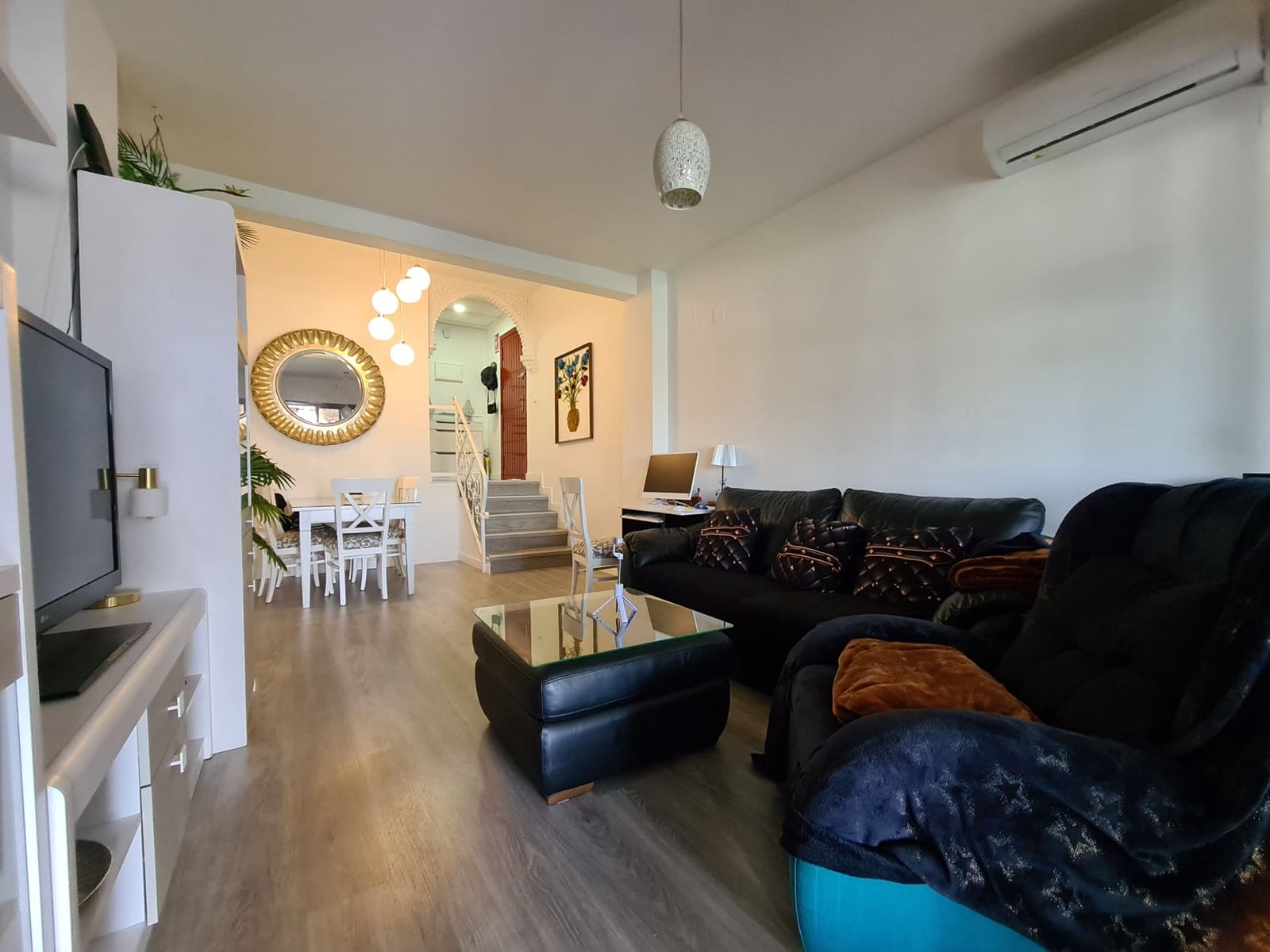 2 soverom Leilighet til salgs i Casares med svømmebasseng garasje - € 353 000 (Ref: 9824804)