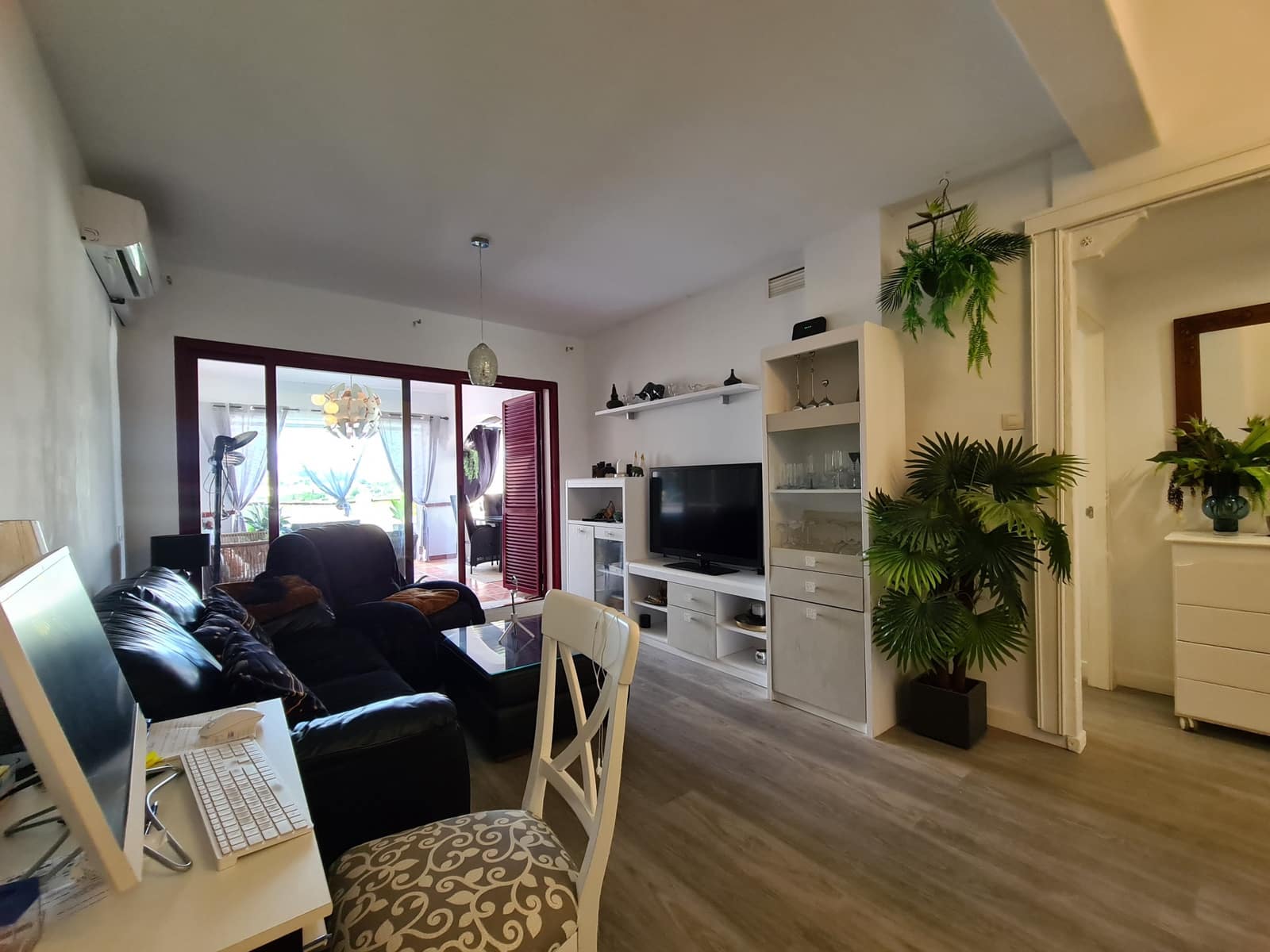 2 soverom Leilighet til salgs i Casares med svømmebasseng garasje - € 353 000 (Ref: 9824804)