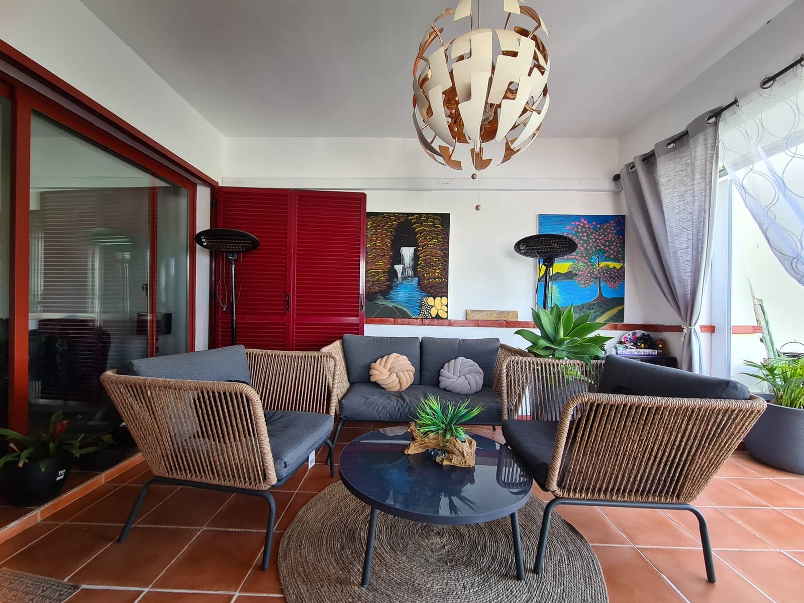 2 soverom Leilighet til salgs i Casares med svømmebasseng garasje - € 353 000 (Ref: 9824804)