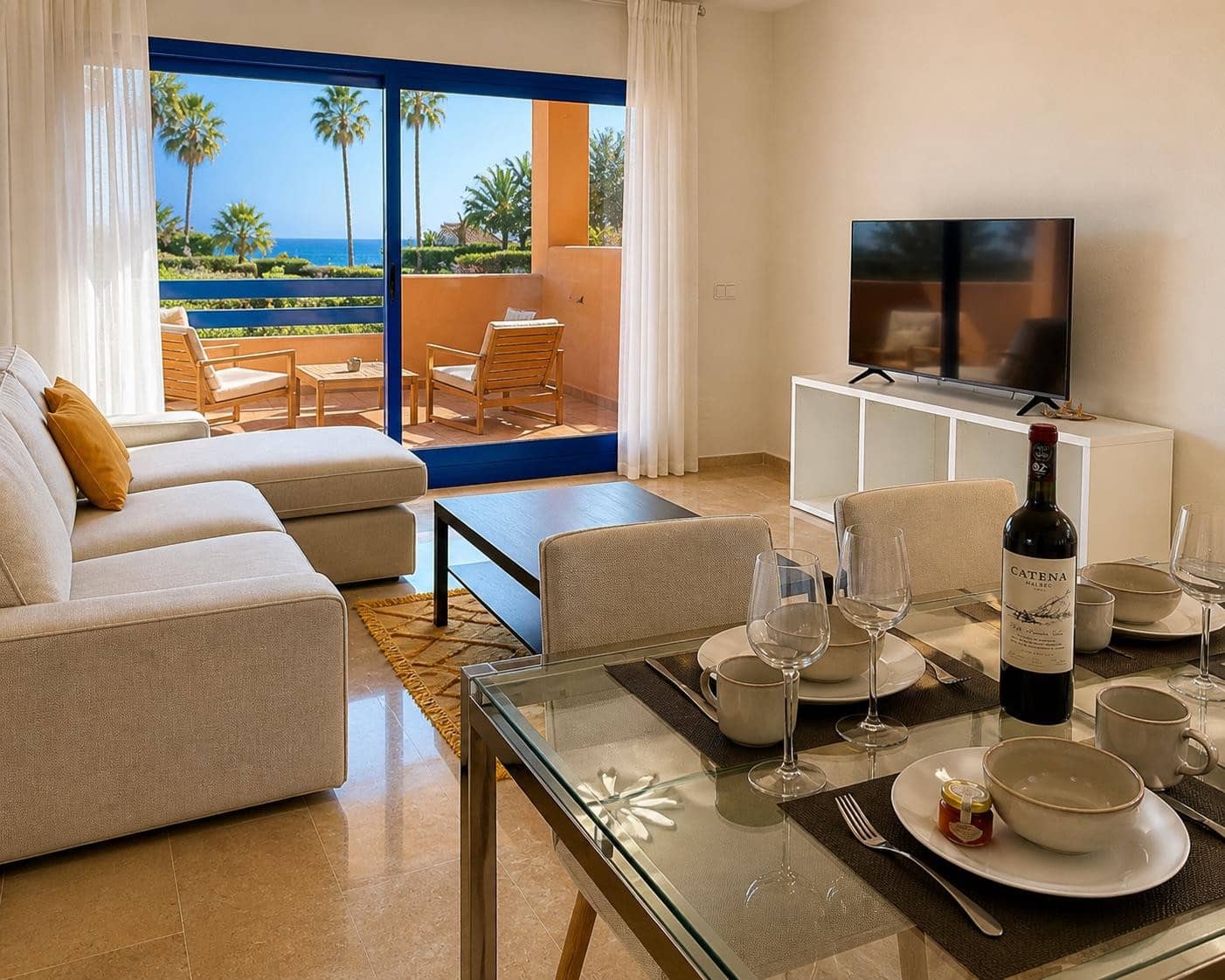 2 quarto Apartamento para venda em La Duquesa / Puerto de la Duquesa com piscina garagem - 298 000 € (Ref: 9849211)