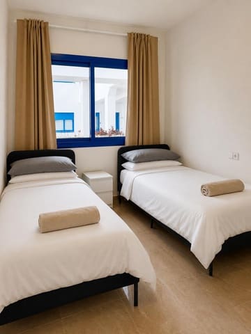 2 slaapkamer Appartement te koop in La Duquesa / Puerto de la Duquesa, Manilva met zwembad garage - € 298.000 (Ref: 9849211)