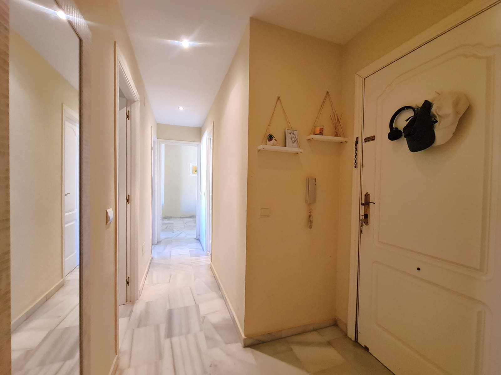 2 chambre Appartement à vendre à San Luis de Sabinillas avec piscine garage - 265 000 € (Ref: 9849212)